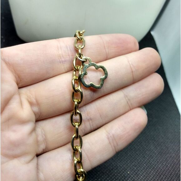 Gold chain bracelet w shamrock - Picture 4 of 4